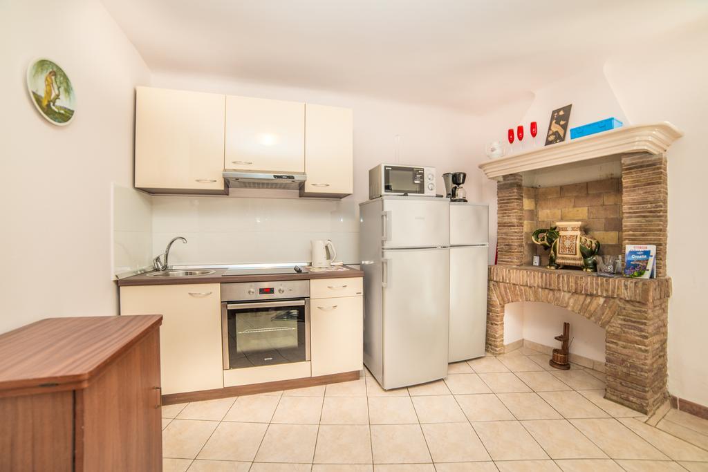 רוביני Apartments Dominik מראה חיצוני תמונה